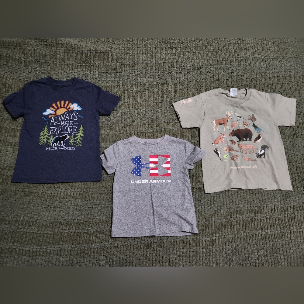 Advebture T-Shirts with Flag Design, Yosemite, Forest